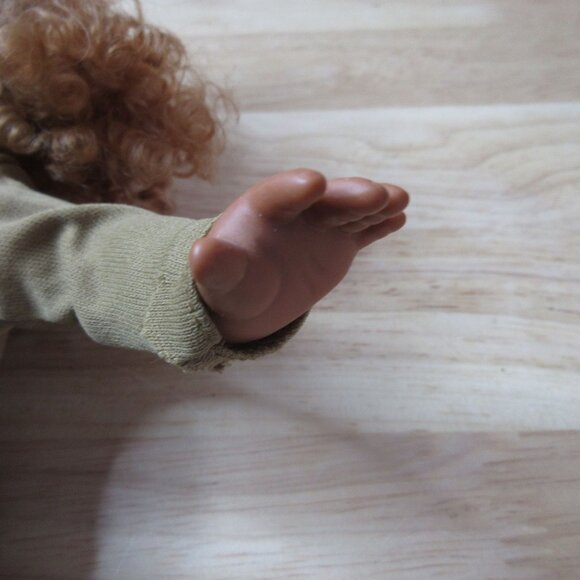 Integrity Toys African American 12" Baby Doll Sleepy Eyes - Vintage 1990s - Picture 5 of 8